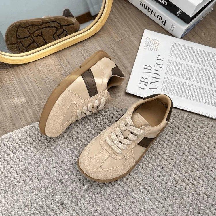 Dexun shoes women's spring 2025 new retro flat-bottomed casual sports women's shoes versatile single shoes lace-up women's shoes
