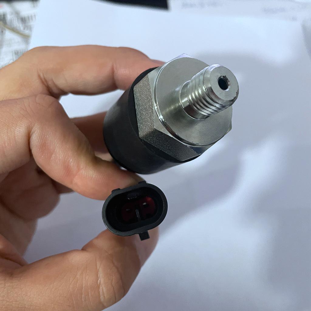 SANY C8 318 Mixer Truck Air Pressure Sensor PS6210 - Normally Closed