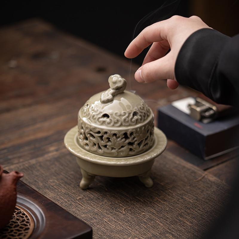 Celadon Dreibeiniger Teller Räuchergefäß Kreativer Aromatherapieofen Teetisch Keramikdekoration Adlerholz Sandelholz Ofen