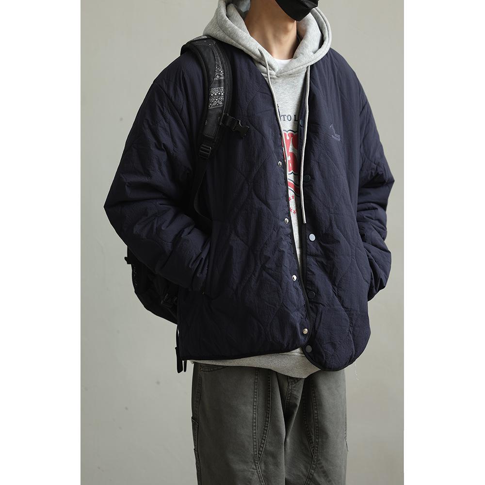 

New Arrival: Unisex Retro Japanese Cotton Jacket - Trendy, Loose Fit, Collarless and Perfect for Winter Layering M темно-синього кольору