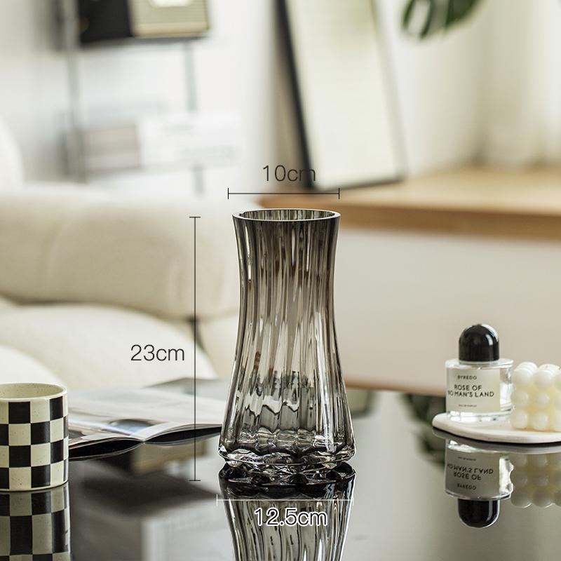 Elegant Small Glass Vase for Fresh Flowers - Perfect for Living Room or Dining Table Decor