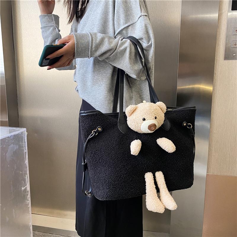 Dámská taška přes rameno Bear Velkokapacitní semišová kreslená taška Plyšová taška