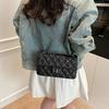 Rhombus Chain Bag Women's New Niche Design Versatile Fashion Small Square Bag Shoulder Messenger Bag