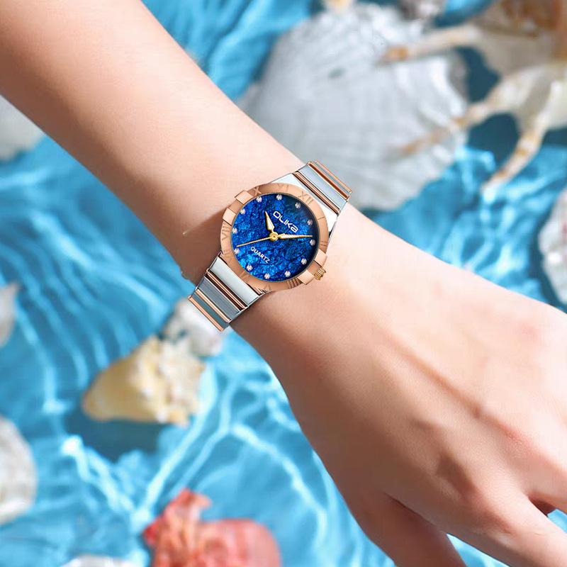 Top Brand New Fashion Women's Small Green Watch Niche Personality Elegant Waterproof Steel Belt Luminous Women's Quartz Watch for Students