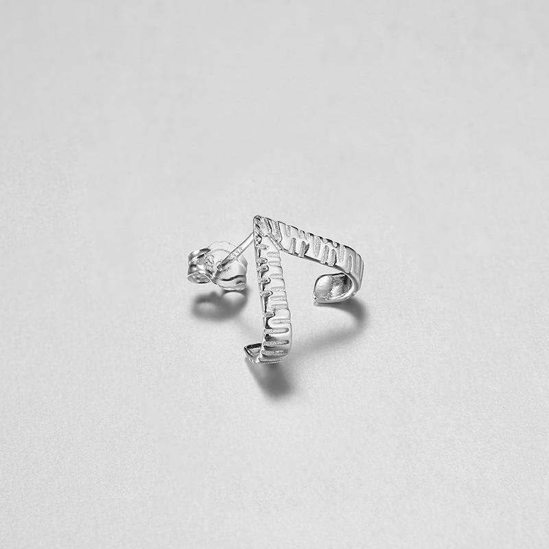 Sleek 2022 Men's Sports Earrings - Trendy, Simple Design, Comfortable To Wear While Sleeping