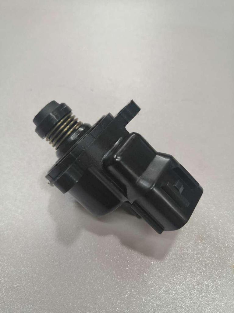 Chrysler/Mitsubishi Eclipse Lancer Idle Air Control Valve MD628318