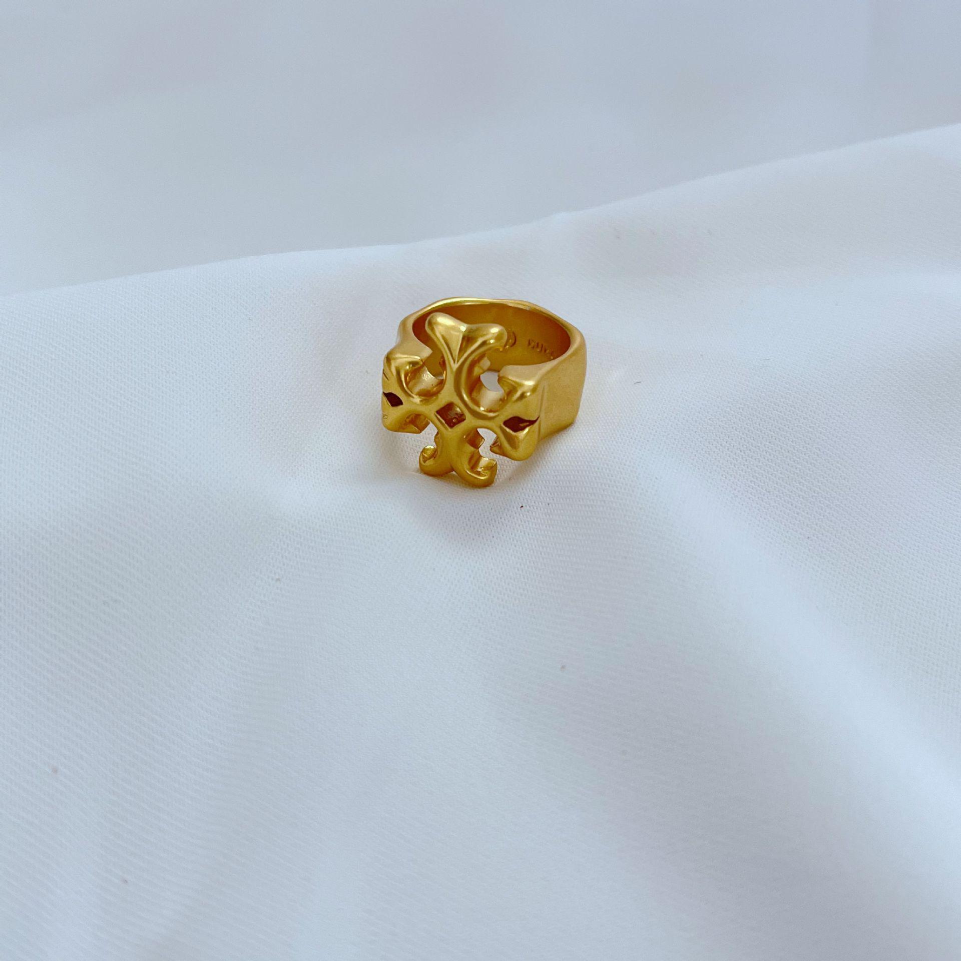 

Шикарное минималистичное металлическое кольцо с английской буквой Size 8