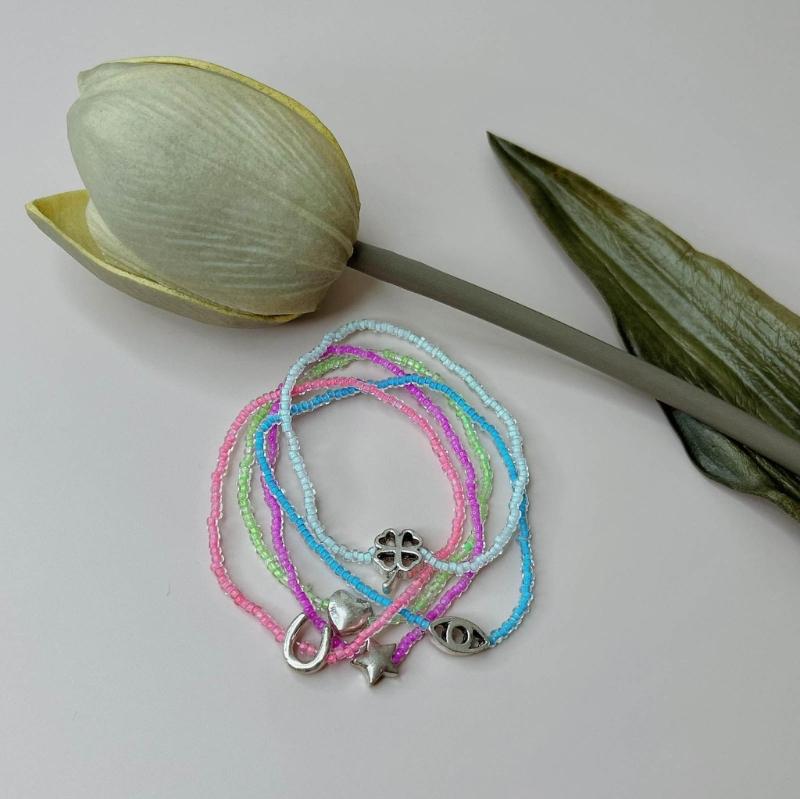 5Piece Bead Bracelets Women Four Leaf Clovers Pendant Bracelets Elastic String