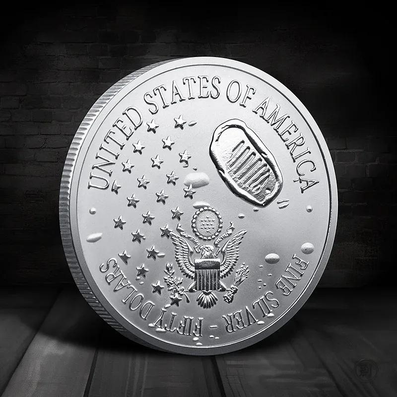 50th Anniversary of The Moon Landing 2019 Commemorative Coin Colorful Plated Collectible Gift Apollo 11 Coin