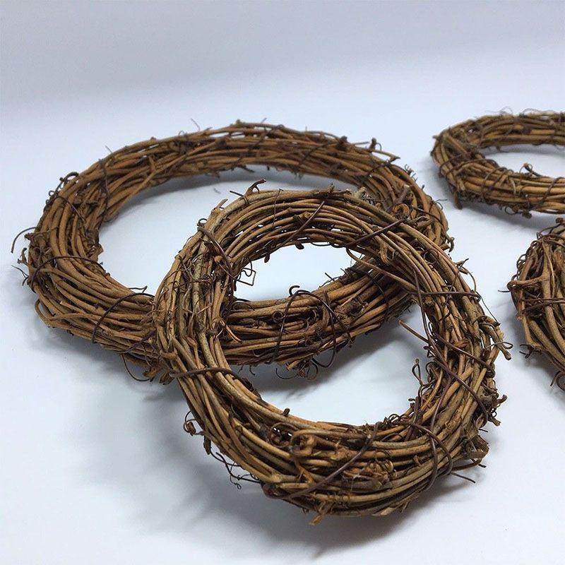Graceful Christmas Natural Dried Rattan Wreath For Memorable Holiday Decor