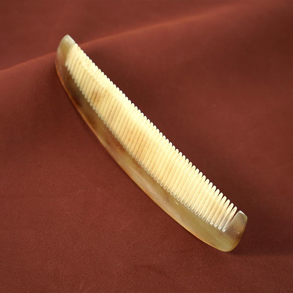Portable Natural Horn Comb Handmade Polished Anti Static Massage Horn Comb for Men Women Salon Hairdressing Styling Tools