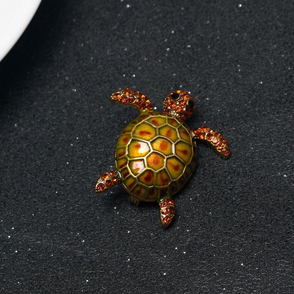 Classic Turtle Brooches Creativity Tortoise Badge Accessories Animal Rhinestone Brooch  Sweater