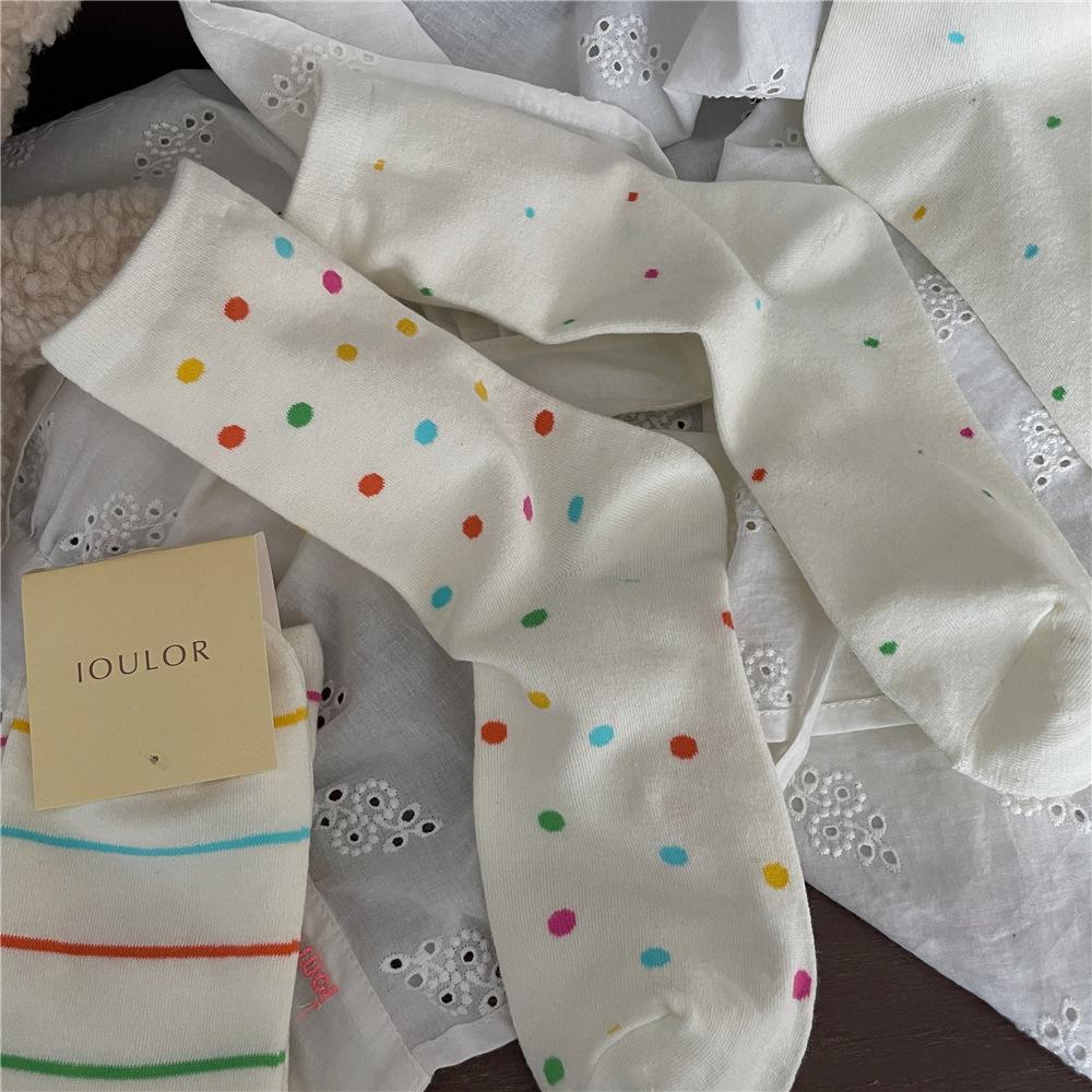 Women's Autumn Colored Polka Dot Sweat Absorbing Casual Mid Tube Cotton Socks