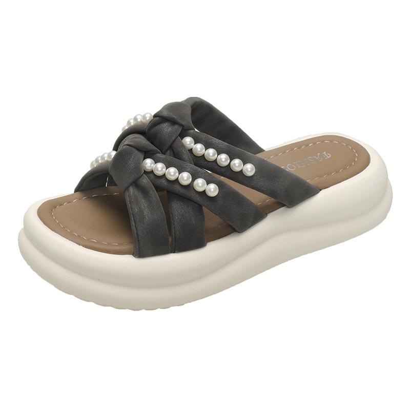

Thick-bottomed pearl slippers women s summer wear 2025 new versatile fairy style with skirt lazy one pedal sandals 35