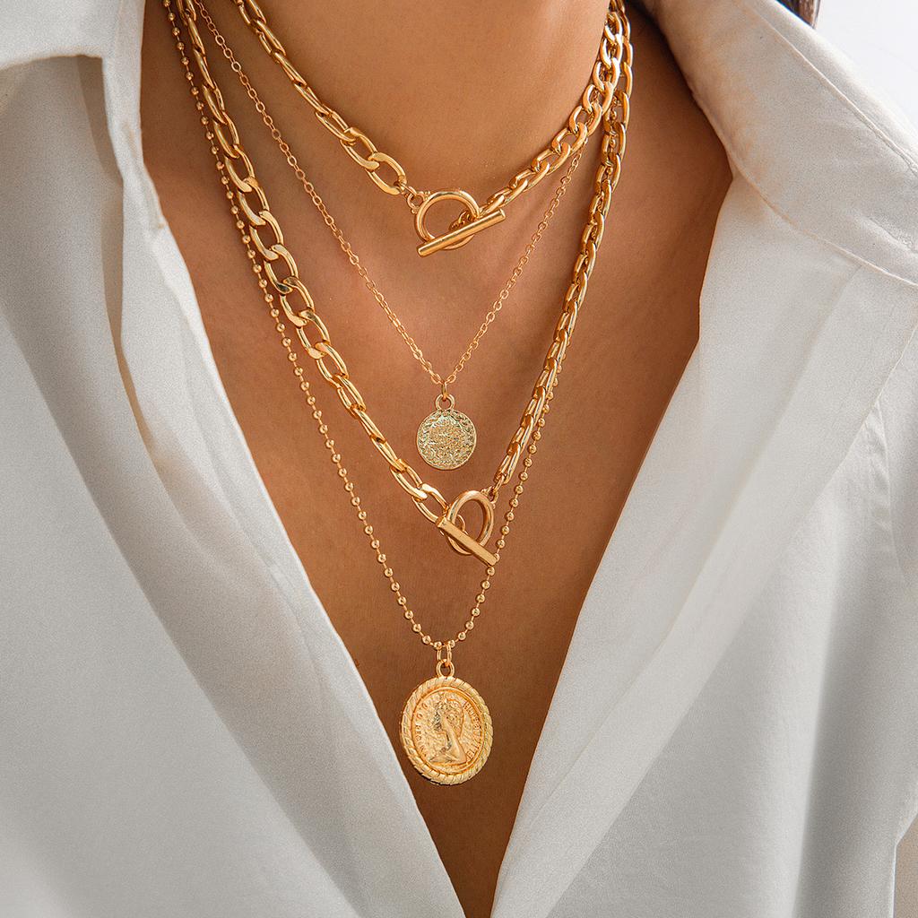 Multilayer Hip Hop Queen Avatar Pendant Necklace Necklace Punk Round Brand Collarbone Chain Necklace