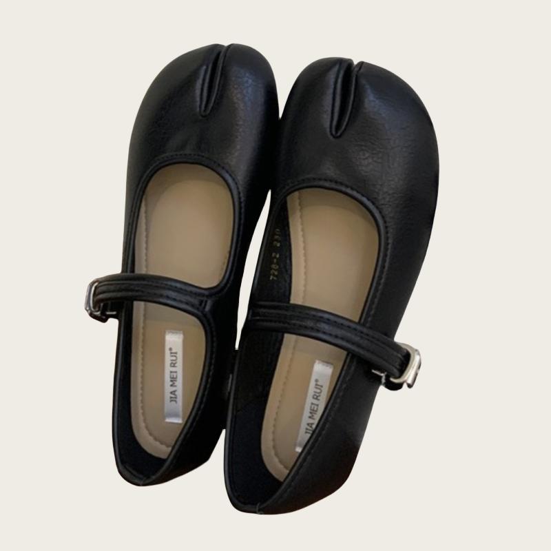 Fashion Mary Janes Fashion Split Toe Ladies Flats Shoes 2025 New Style Female Buckle Strap Footwear Shallow Women Flats Shoes