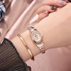 Montre bracelet ovale pour femme avec accents de diamants