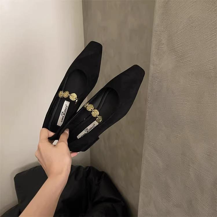 French retro gentle low-heeled single shoes 2025 square head suede late evening wind grandma shoes metal buckle Mary Jane shoes