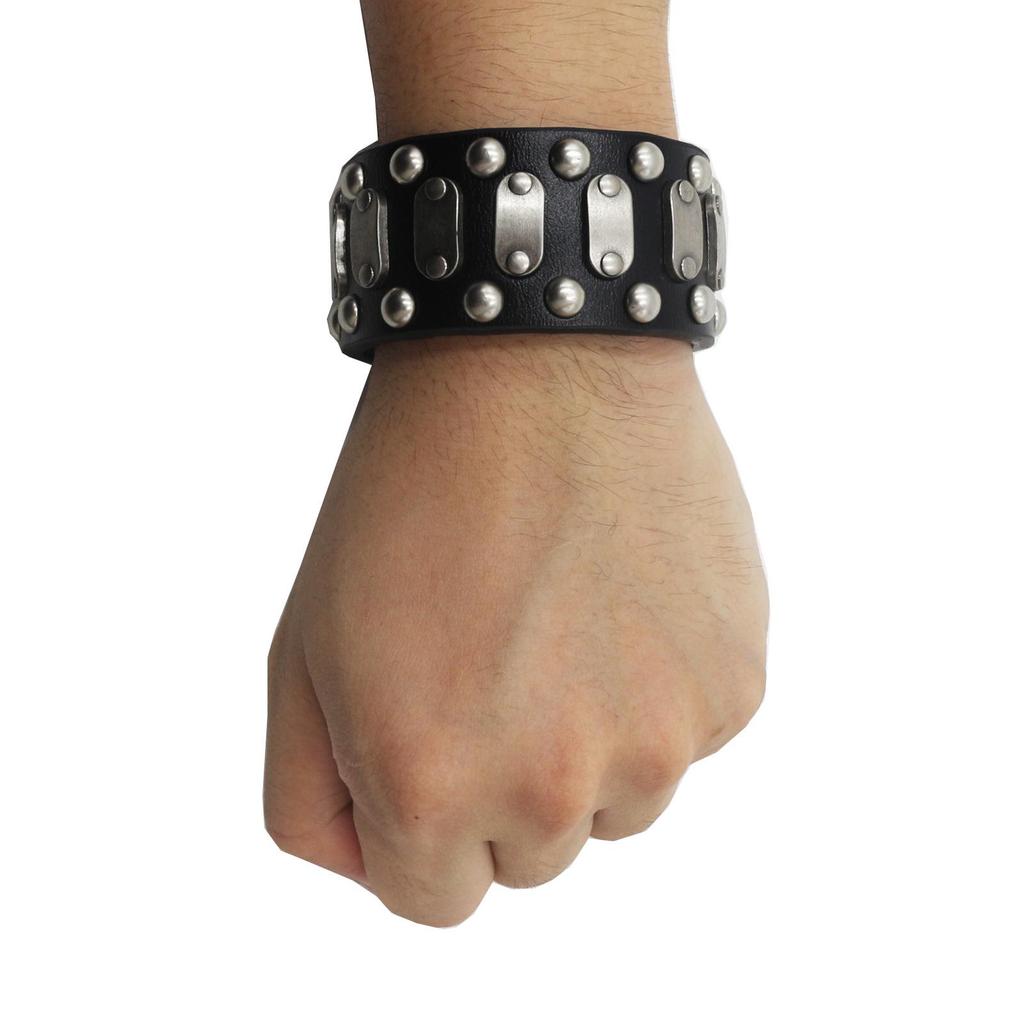 Trendy Retro Punk Leather Rivet Bracelet