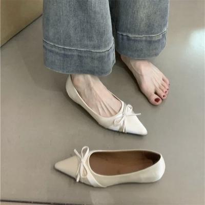 Neue spitze Schleife Leichte Damen Freizeitschuhe Mode Bequem Rutschfest Täglich Leichte Mund Flache Schuhe