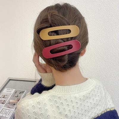 Simple Elegant Hair Clips Duckbill Barrettes  with A Unique Hollow Design Single Color Hair Accessories for Styling Hair