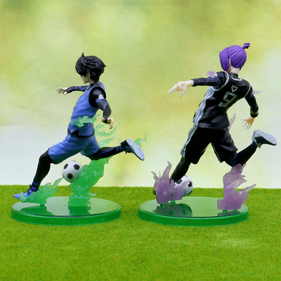 Figurka akční postavy Makoto Nagiho z Blue Prison, s předpaženou zbraní, z PVC, jako dárek k narozeninám a Vánocům