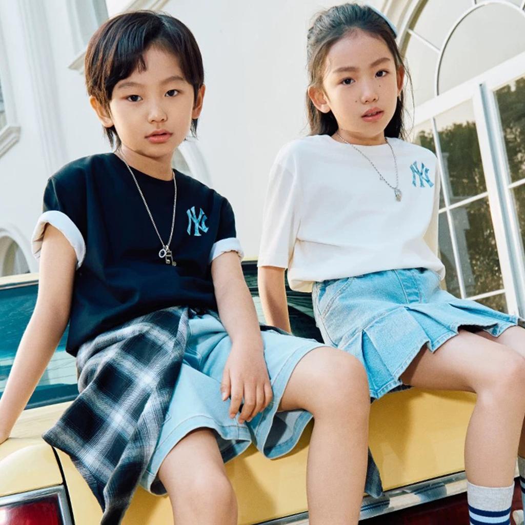 New MLB MONOGRAM Collection New York Yankees T Shirt SS25 Ivory White Kids' 7ATSMV453-50IVS