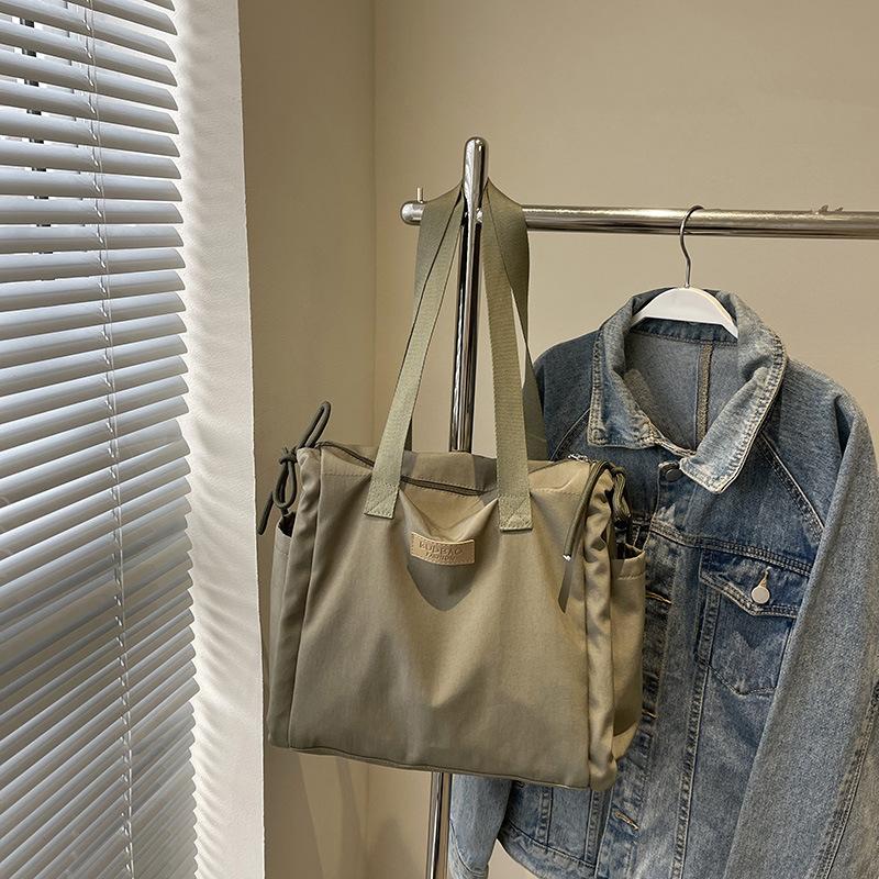 Large capacity casual bag women's new fashion versatile tote bag simple commuter shoulder bag