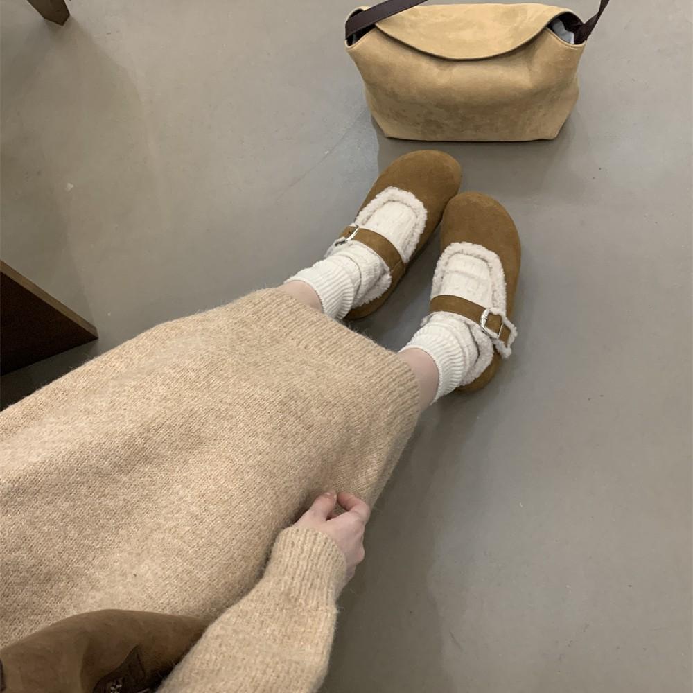 2025 Autumn and Winter New Round Head Thick-soled Matte Leather One-word Fluffy Warm Boken Casual Women's Shoes
