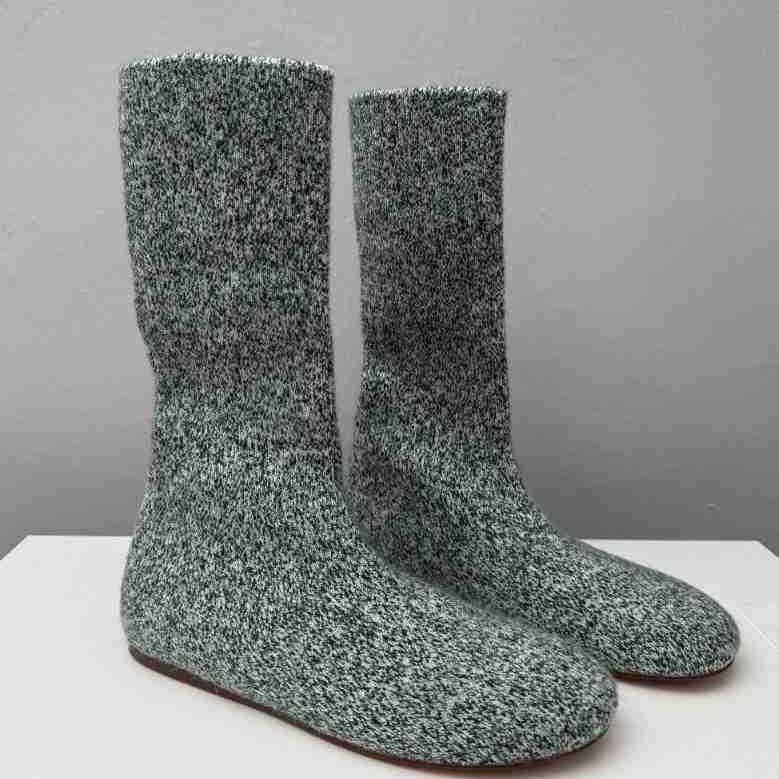 

2025 new fluff knitted elastic boots women s thin boots socks boots versatile thin medium tube flat boots children 40 чёрный