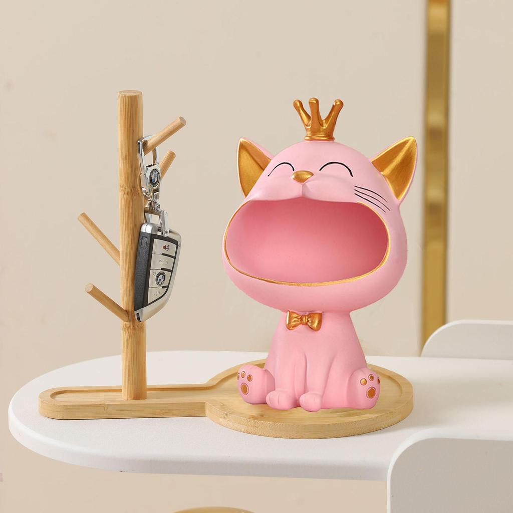 Creative Cat Light Luxury Resin Ornament for Home Decor & Key Storage