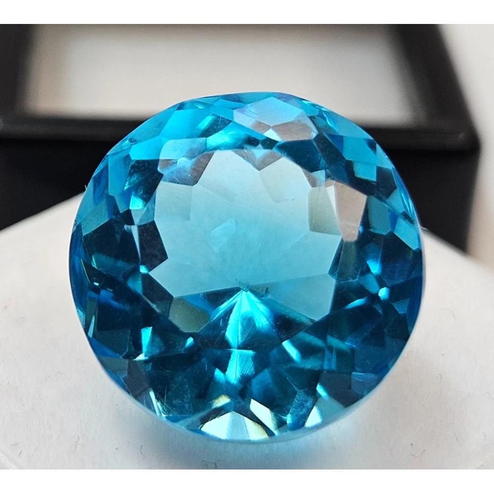 Stunning Natural Swiss Blue Topaz 15+ Ct Round Cut Loose Gemstone