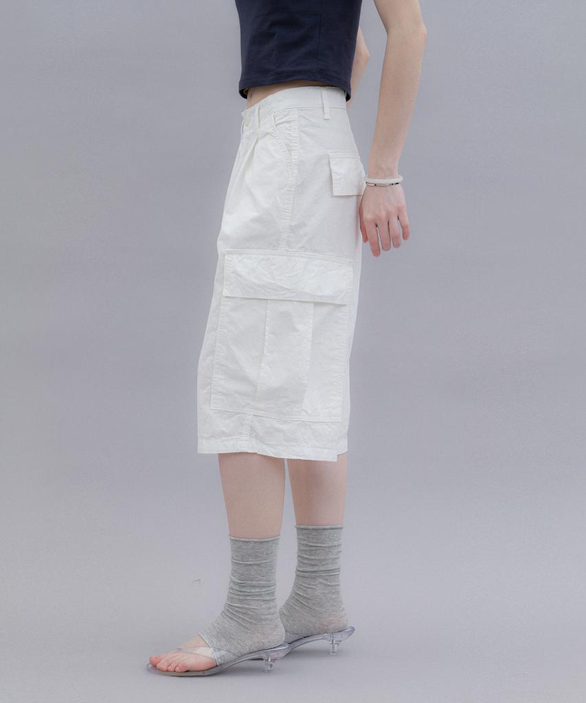 Aendeuel Wide Cargo Bermuda Pants - Ivory