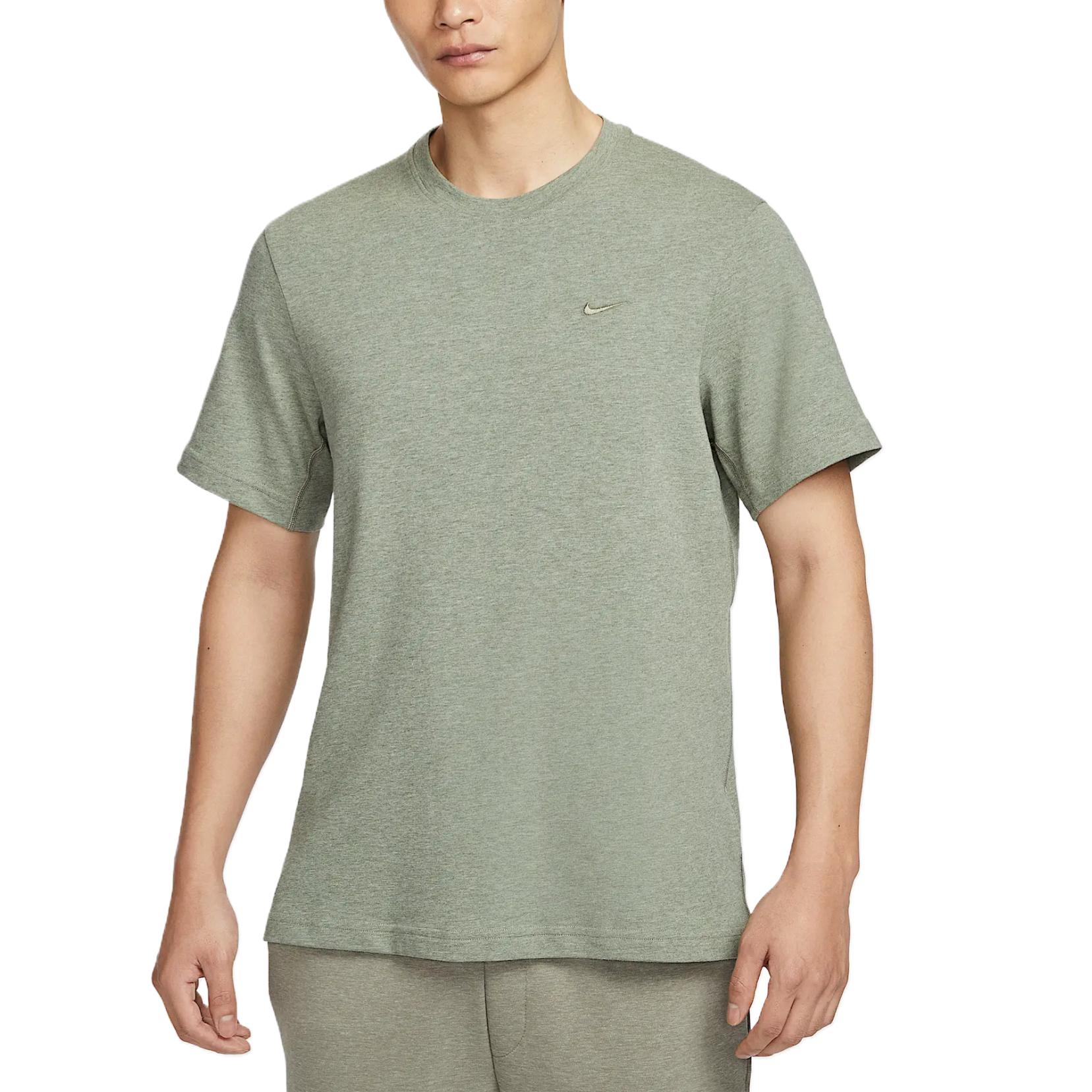 Nike Primary T Shirt Men s Light Army Green/Color Adjustment DV9832-320 L