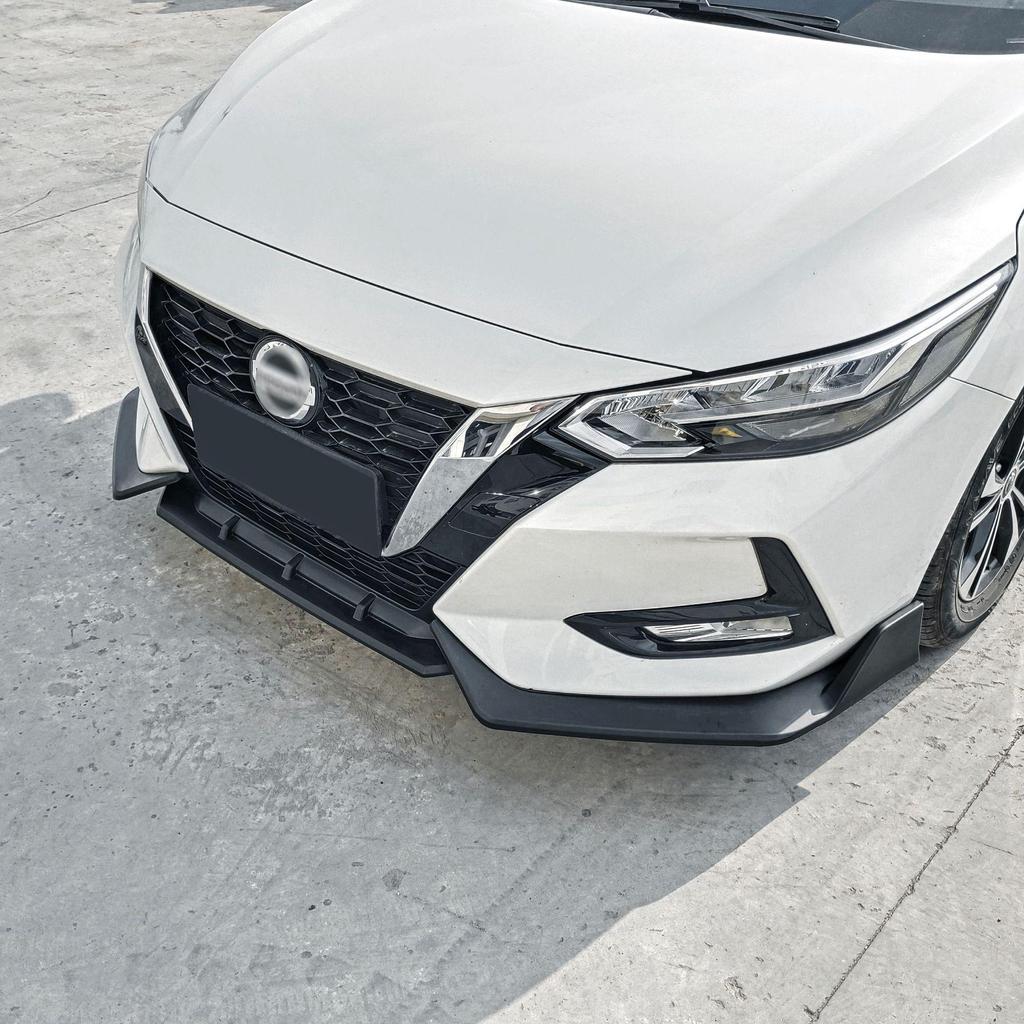 Συμβατό Body Kit 14ης Γενιάς Sylphy: Εμπρόσθιο Χείλος, Πλαϊνά Μαρσπιέ, Πίσω Αεροτομή, Πίσω Χείλος, Γωνία Εμπρός Προφυλακτήρα.