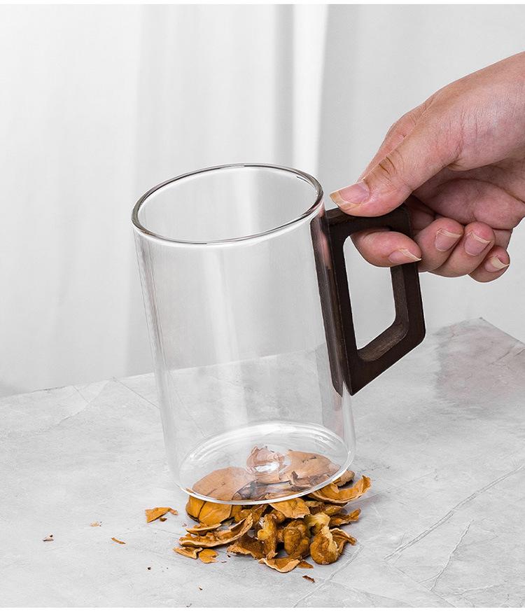 High-Temperature Resistant Tea Cup Set: Thickened Borosilicate Glass with Wooden Pistol Grip Handle