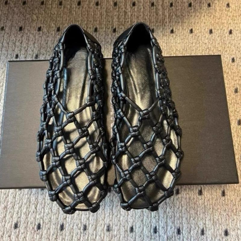 

Fashion Women s Fashion Cutout Flat Shoes Summer New Round Toe Shallow Mouth Woven Slip Foot Anti-Slip Wear-Resistant Sandals 40 чёрный