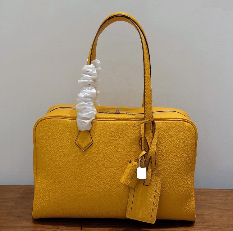 2025 Neue TC Leder Victoria Tasche Leder Damen Tasche Boston Tasche Pendler Große Kapazität Schultertasche Handtasche