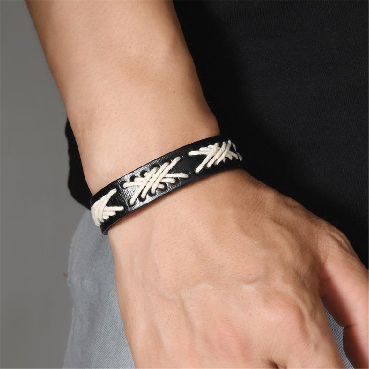 Braccialetto Regolabile in Pelle Intrecciata Con Decorazioni in Lega Braccialetto Punk Ispirato Elegante Braccialetto Per Uomini e Donne