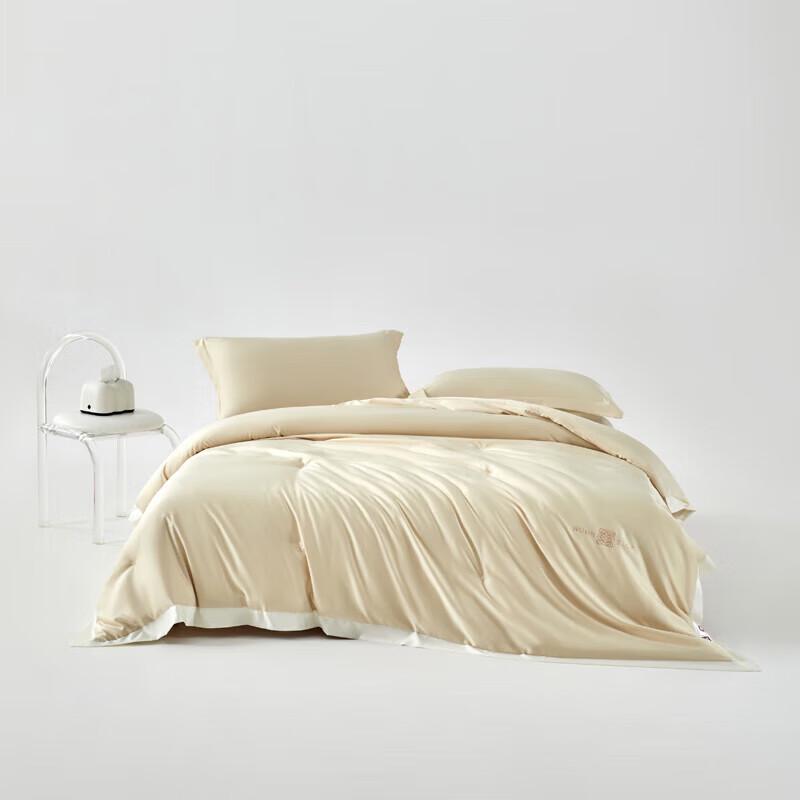 

Muji Light Luxury All-Season Duvet