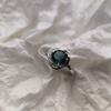 Серебряное кольцо с топазом Лондон Блю 1.091ct, фианитами, вес изделия 3,05 гр (2178026)