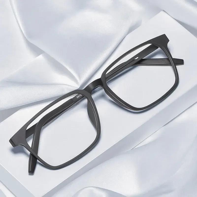 Super Light Comfortable Rubber Titanium Eye Wear Square Glasses Frame Nearsighted Optical Vision Prescription Lens Glasses Frame Men and Women