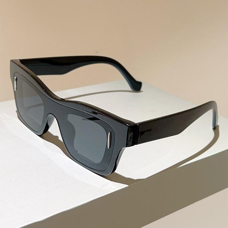 

KAMMPT Square Sunglasses Women Stylish Outdoor Casual Travelling Shades 2026 New in Trendy Brand Design Solid Color Decor Shades without case