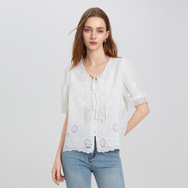 Shetu Embroidered V-Neck Short Sleeve Blouse M