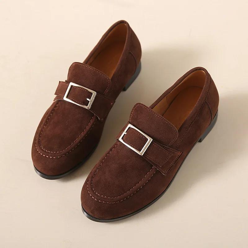 Neue Schuhe mit runder Spitze für Damen, lässig, im britischen Stil, Retro, aus weichem Leder, für den täglichen Gebrauch, schlicht, mit Schnalle, flache Schuhe, Zapatos De Mujer