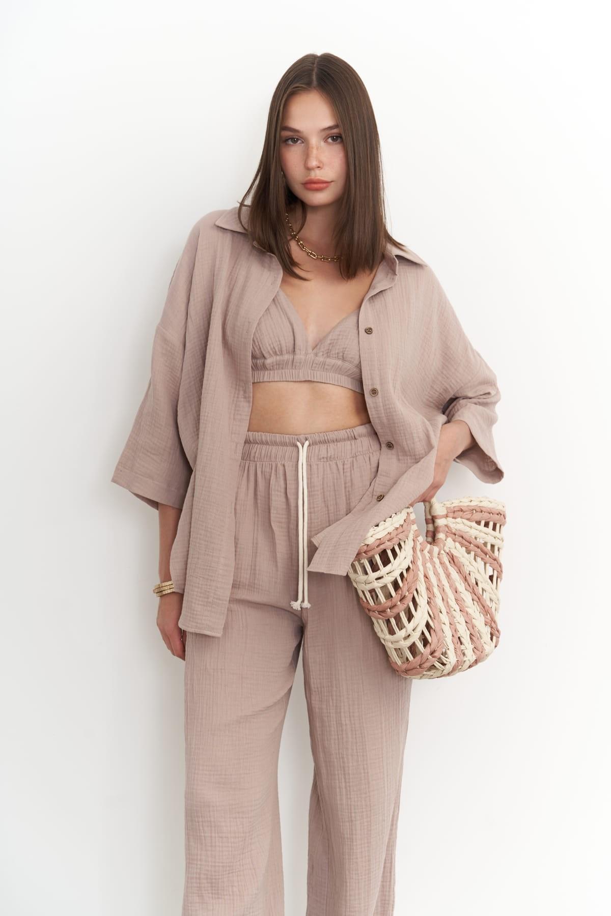 

Bohemai Reyna Mink Muslin Three Piece Suit XS світло-коричневого кольору