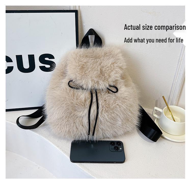 Cute Cartoon Plush Handbag: New 2020 Furry Shoulder Crossbody Bag for Autumn and Winter.