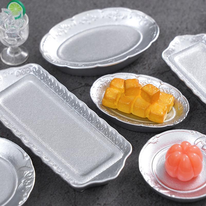 10Pcs Mini Dollhouse Accessory Set – Assorted Dessert Plate Simulations for Kitchen Decor