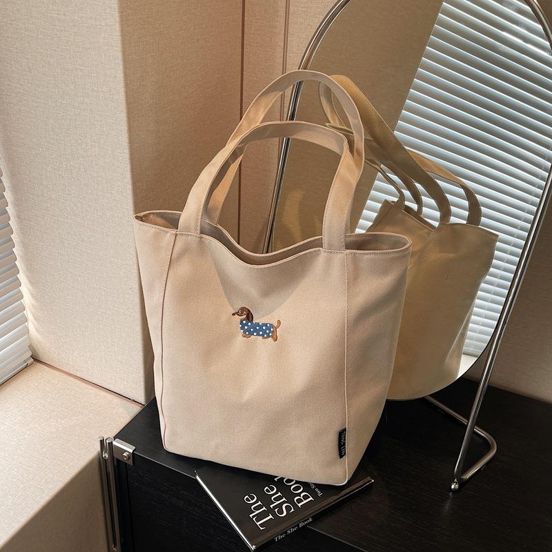 Canvas bag women's large-capacity new literary and artistic shoulder bag college students commuting tote bag