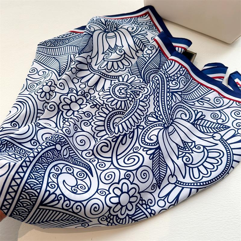 Luxusná hodvábna šatka 90x90cm Dámska populárna potlač Vlasy Krk Štvorcová šatka Dámska šatka Bandana Šál Zábal Hidžáb Foulard Vreckovka